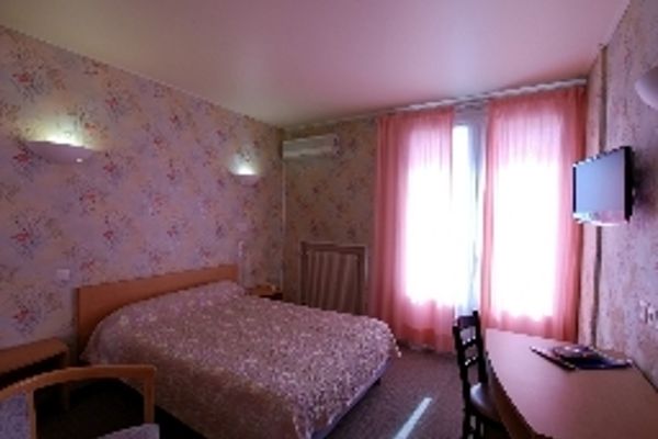 Hotel Restaurant Le Grand Val (Chaumont)